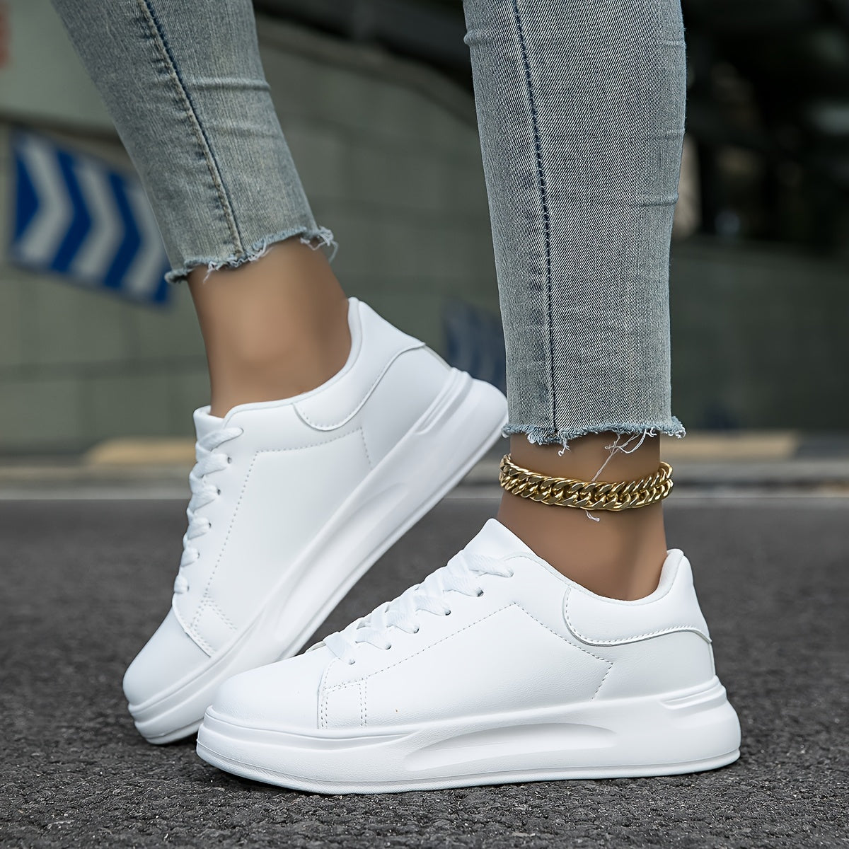 Romy – Λευκά Δερμάτινα Σνίκερ σε Καθαρό Look