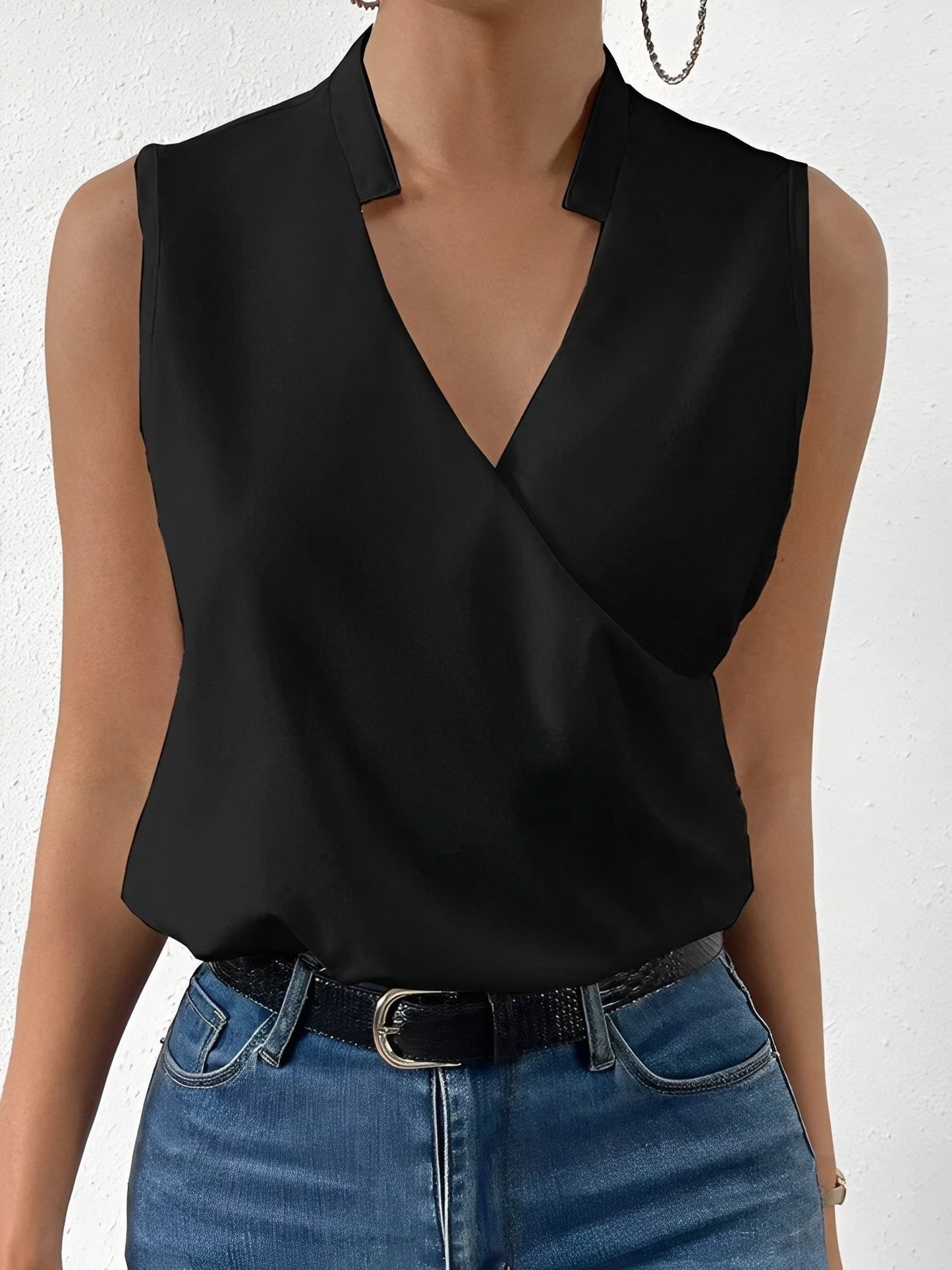 Marie - Stylish Sleeveless Blouse for Women