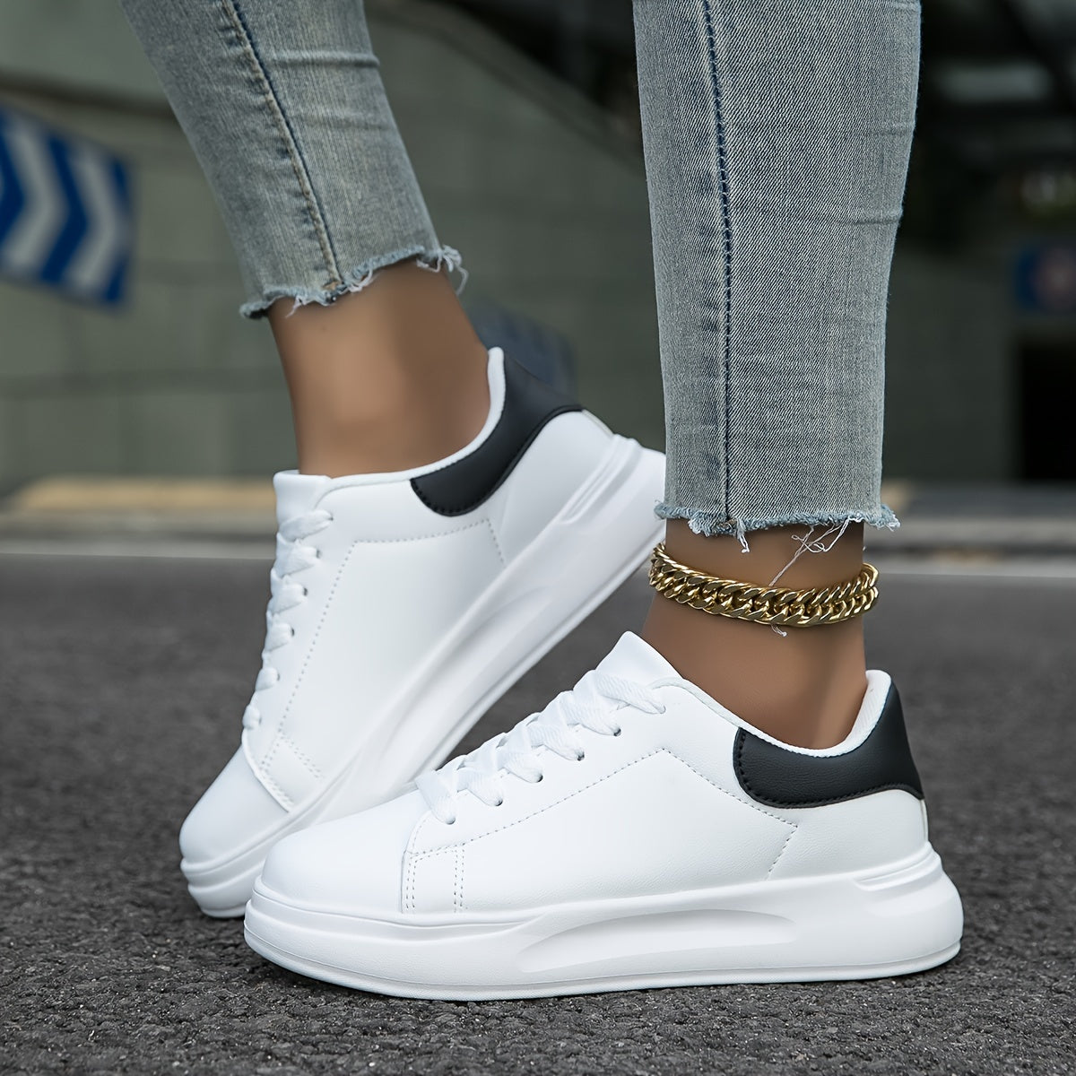 Romy – Λευκά Δερμάτινα Σνίκερ σε Καθαρό Look