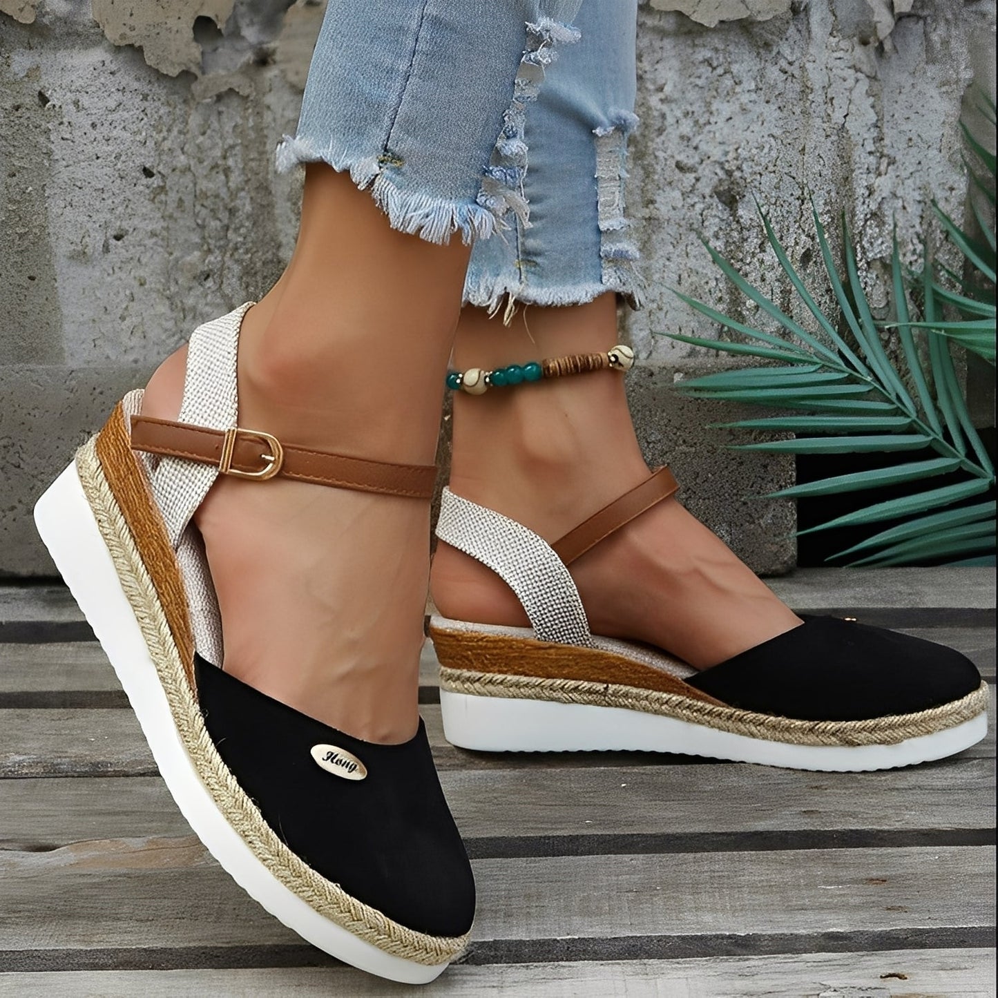 Elinor - Everyday Hemp Platforms for Women