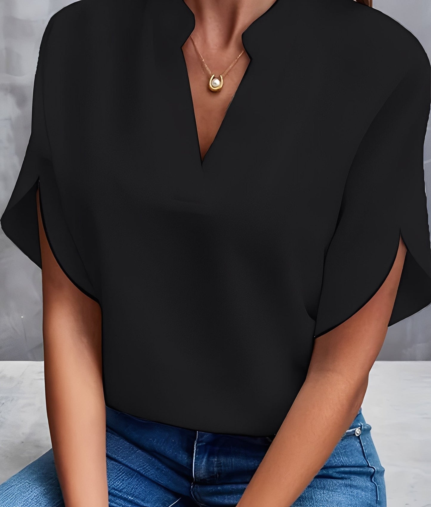 Chantelle - Απλή μπλούζα με V-λαιμόκοψη για γυναίκες