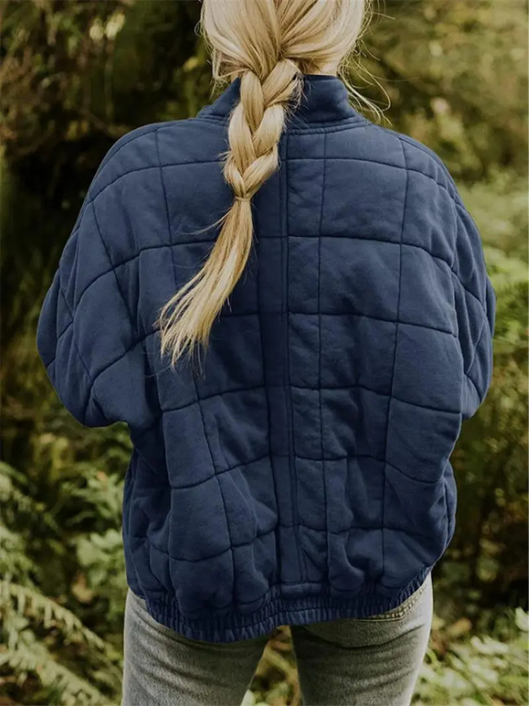 Rella – Comfortable and wide down jacket for women