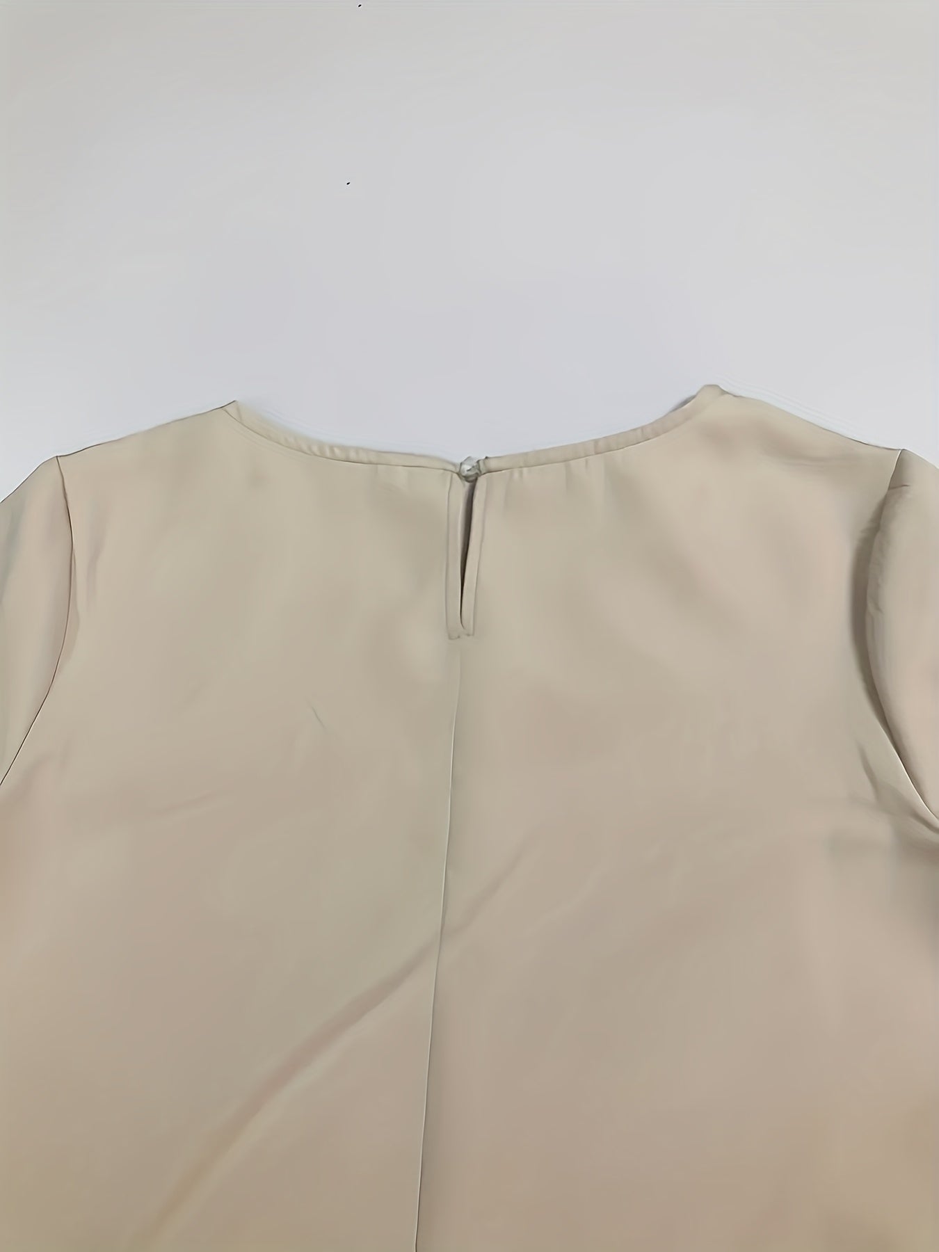 Laure – Flowing Dress with Straight Cut and Timeless Style