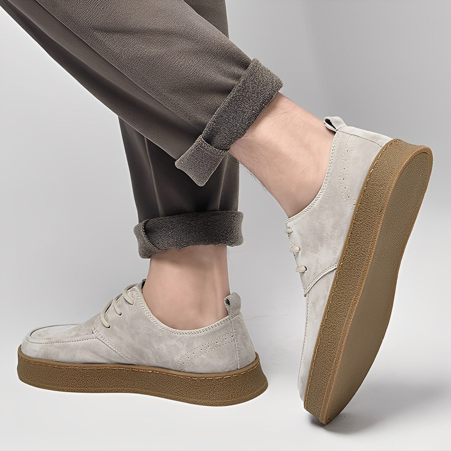 Riordan - Stylish low suede sneakers for men