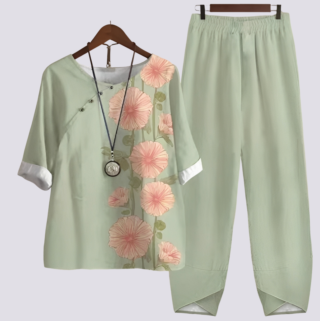 Jodie - Stylish, comfortable set with print for women