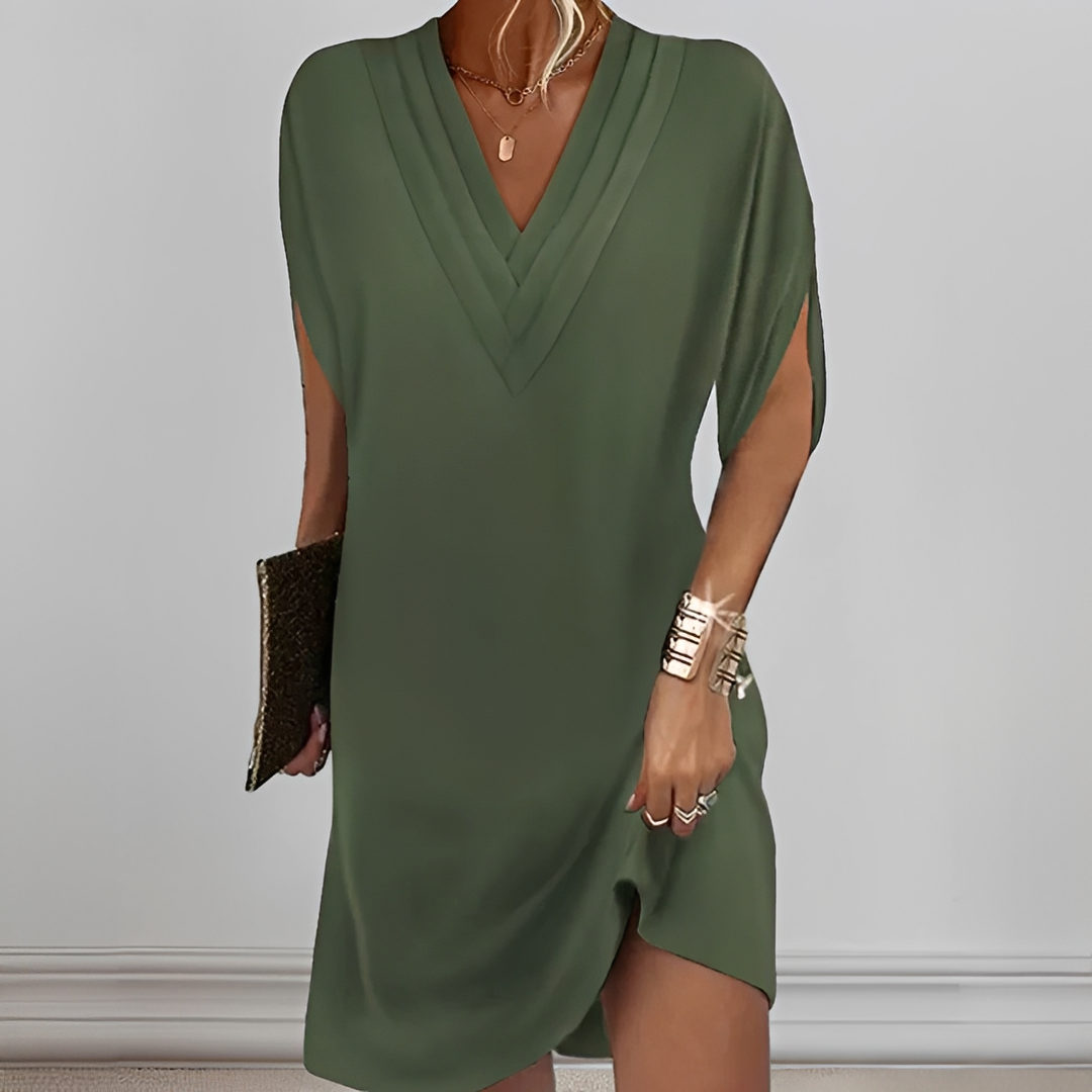 Jazlynn - Dress with Flowing Sleeves and Pleats