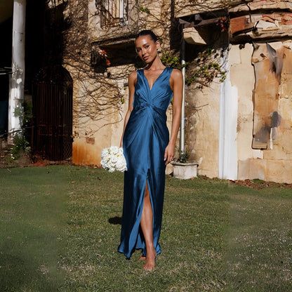 Elaine - Stylish Sleeveless Evening Dress with Open Back