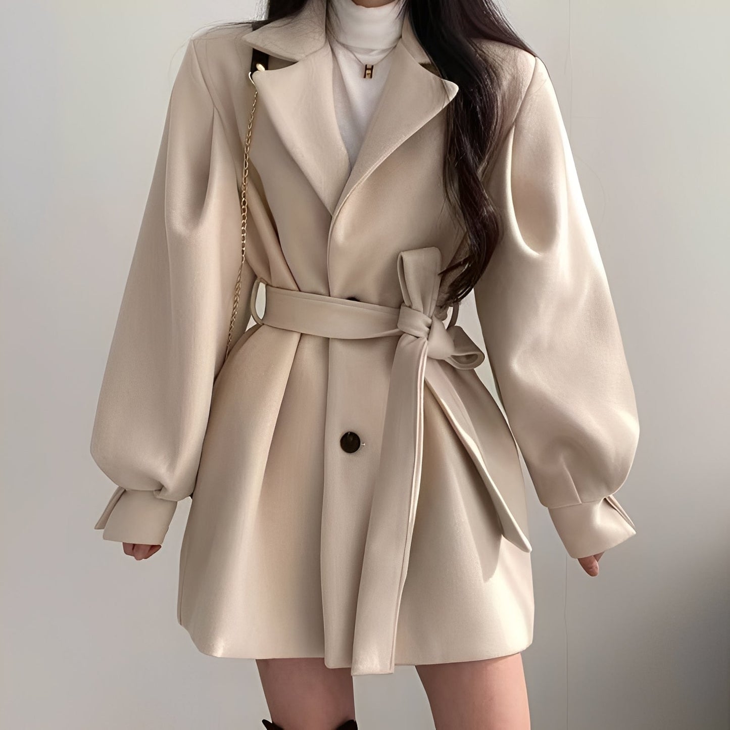 Meryl - Elegant mid-length wool coat for women