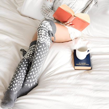 Corinne - Στιλάτες Χριστουγεννιάτικες Μάλλινες Κάλτσες για Γυναίκες