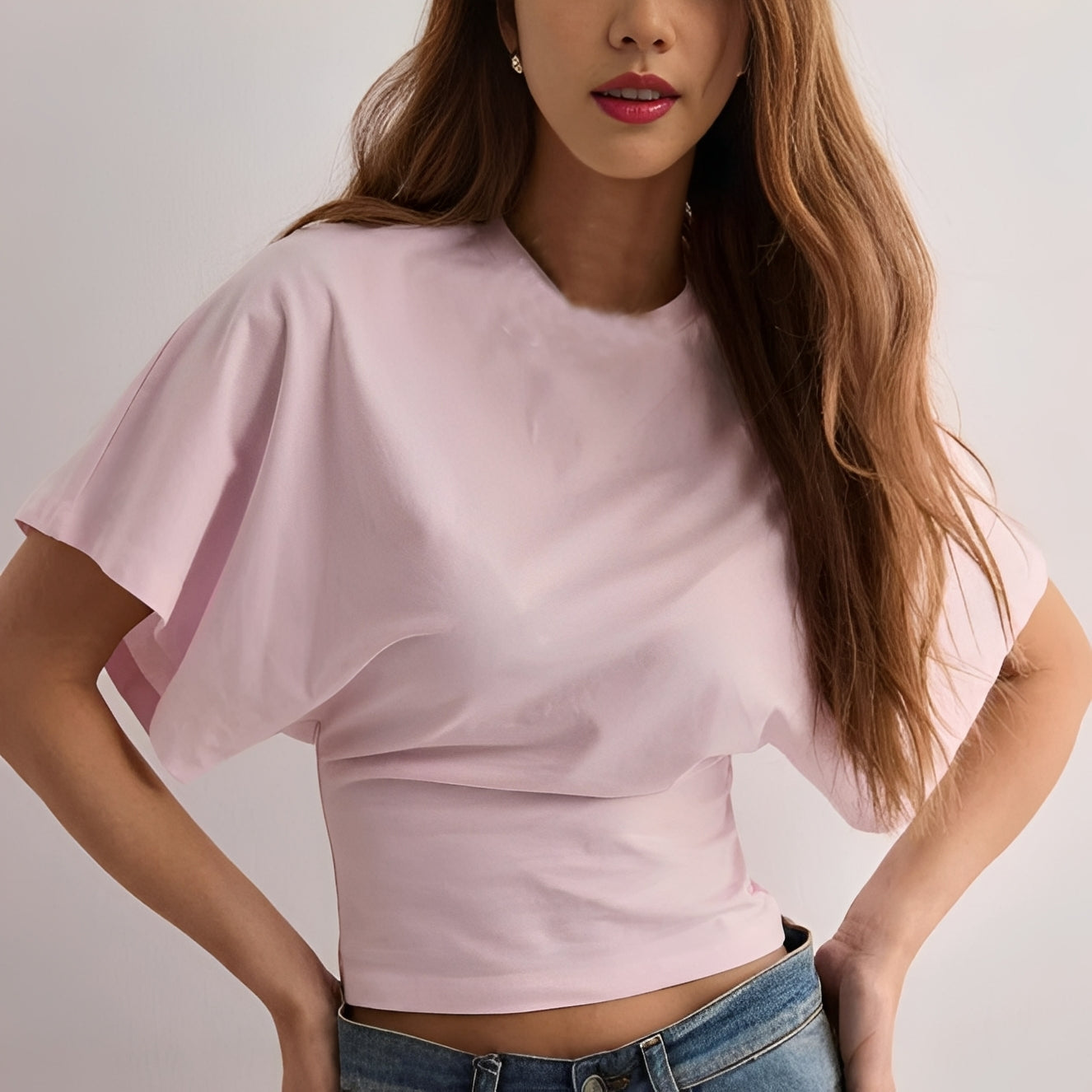 Maggy - Stylish T-shirt with Relaxed Sleeves