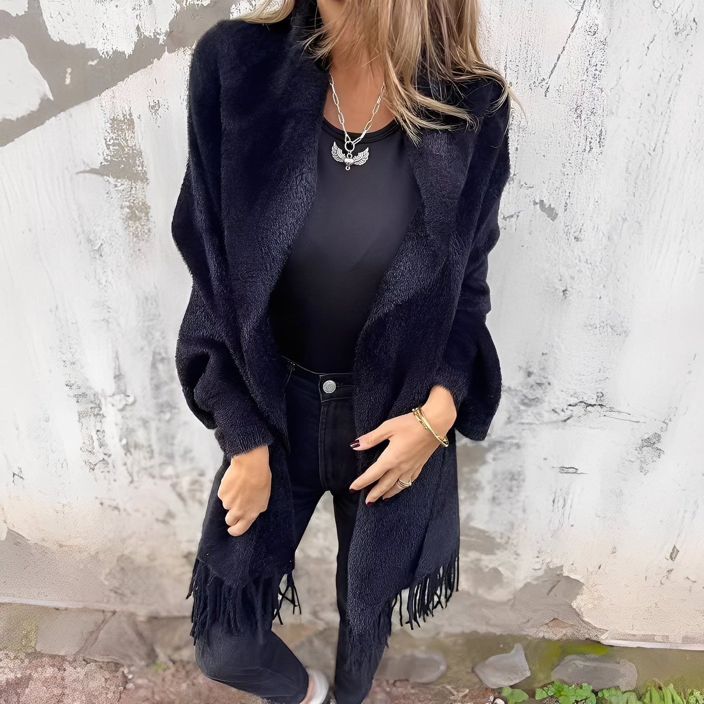 Bethney - Stylish, loosely knitted cardigan for women