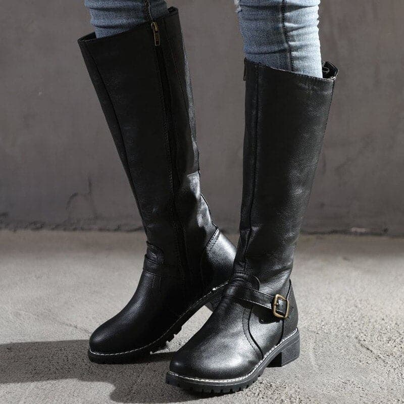 Marisa – Leather boot with block heel