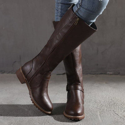 Marisa – Leather boot with block heel