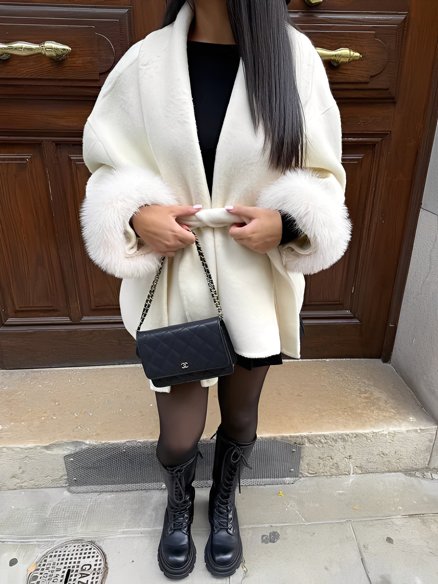 Armani - Manteau long en fourrure élégant et stylé pour femmes