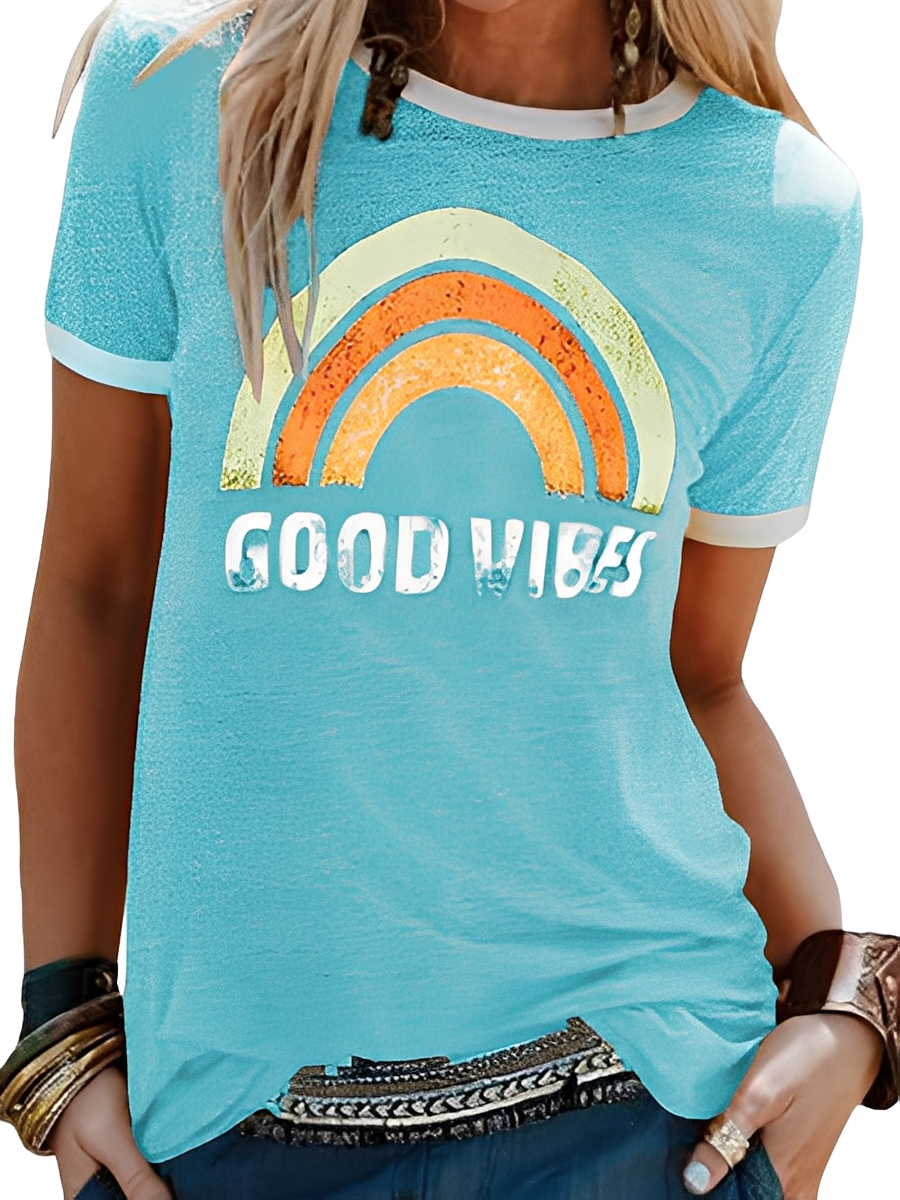 Daria - Simple T-shirt with Good Vibes print for women
