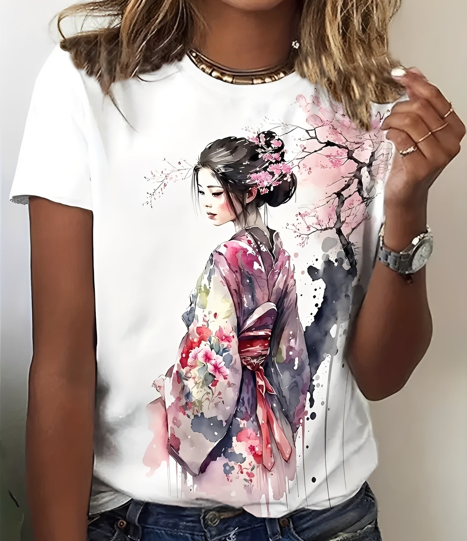 Julia - Trendy printed T-shirt for women