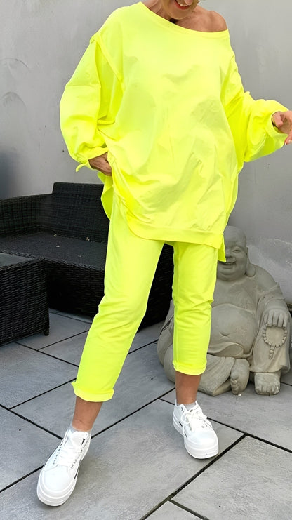 Eleanore - Χαλαρό σετ από χαλαρό πάνω και παντελόνι για γυναίκες