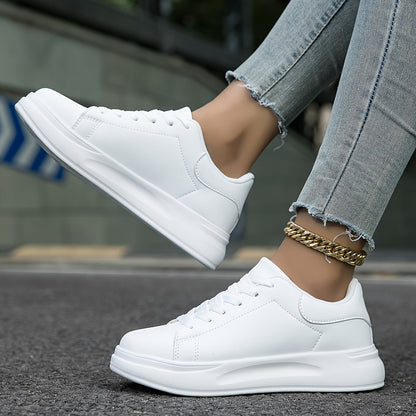 Romy – White Leather Sneakers in a Clean Look