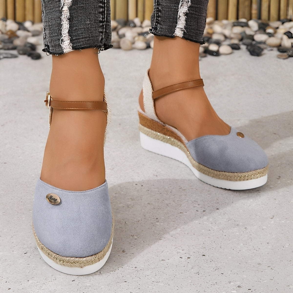 Elinor - Everyday Hemp Platforms for Women