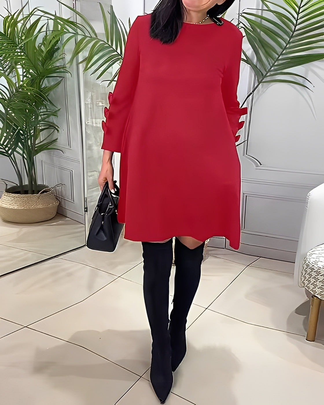 Elenora - Stylish dress with long sleeves for women