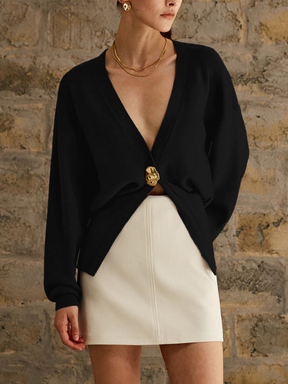 Clarissa – Knit jacket with gold buttons