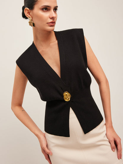 Annalena – V-neck with Buttons Knitted Vest