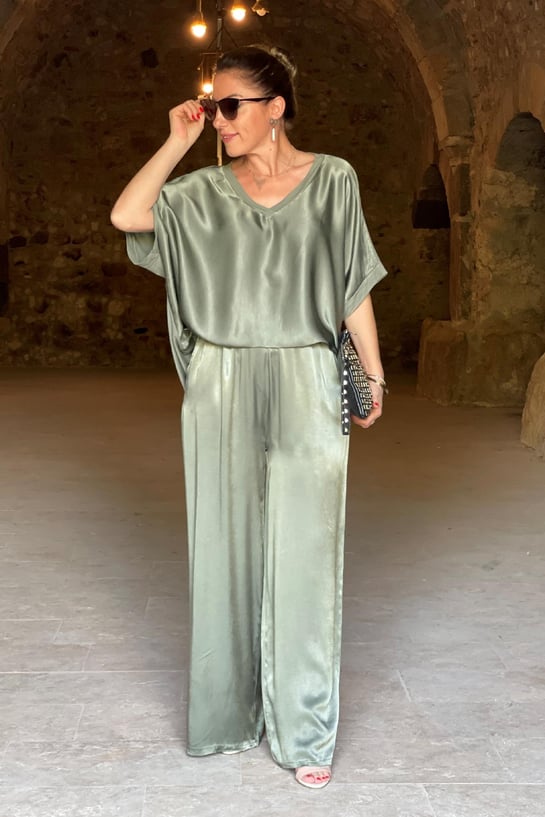 Brittany - Satin Elegance Set