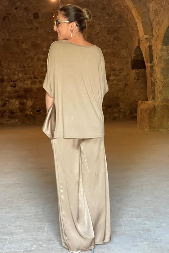 Brittany - Satin Elegance Set