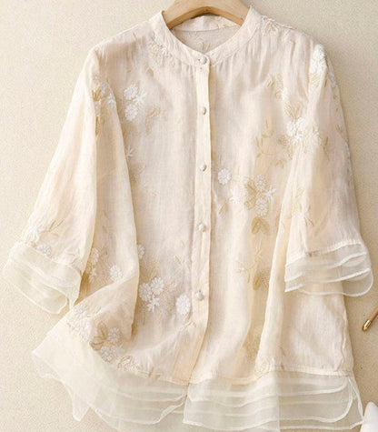 Eloise - Elegant blouse with refined embroidery