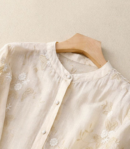 Eloise - Elegant blouse with refined embroidery