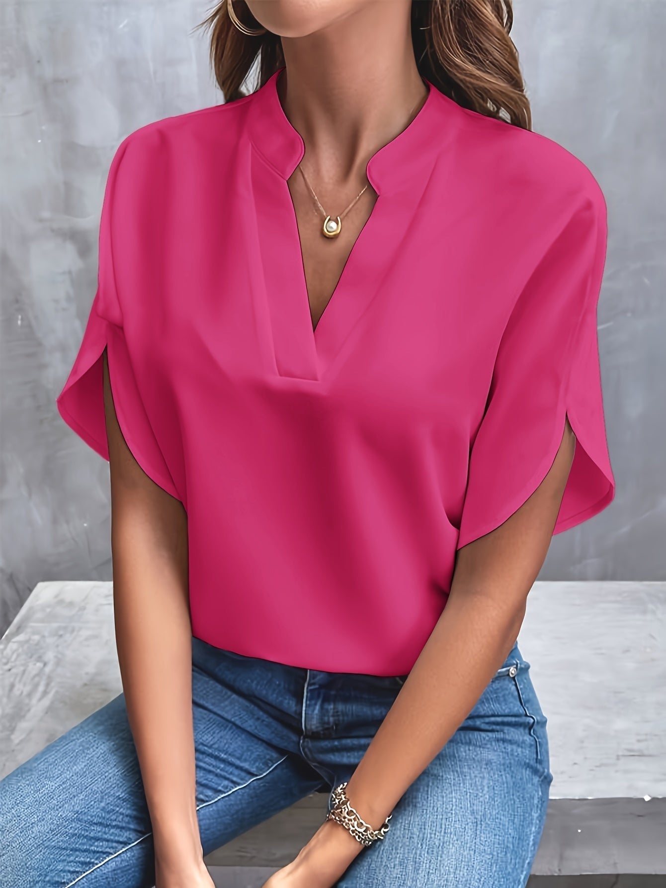 Lina - Light and stylish blouse for every occasion