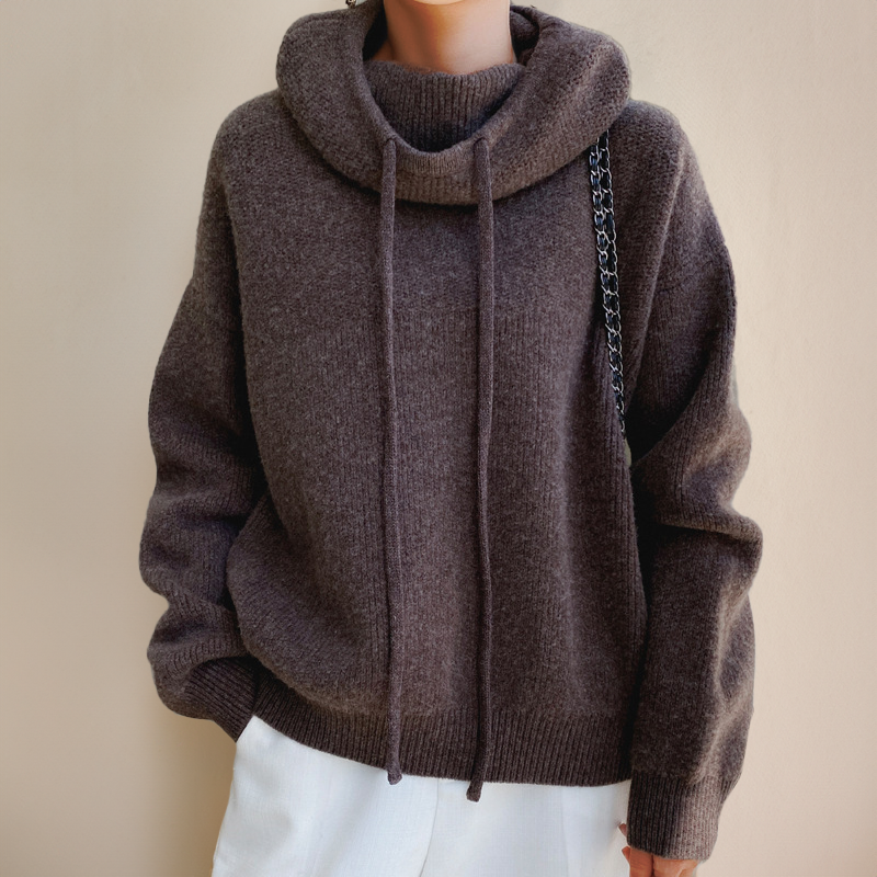 Lena – Elegant Hoodie with Hood