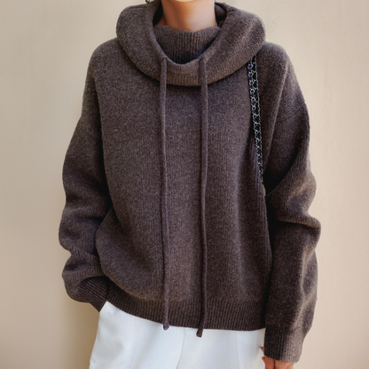 Lena – Elegant Hoodie with Hood