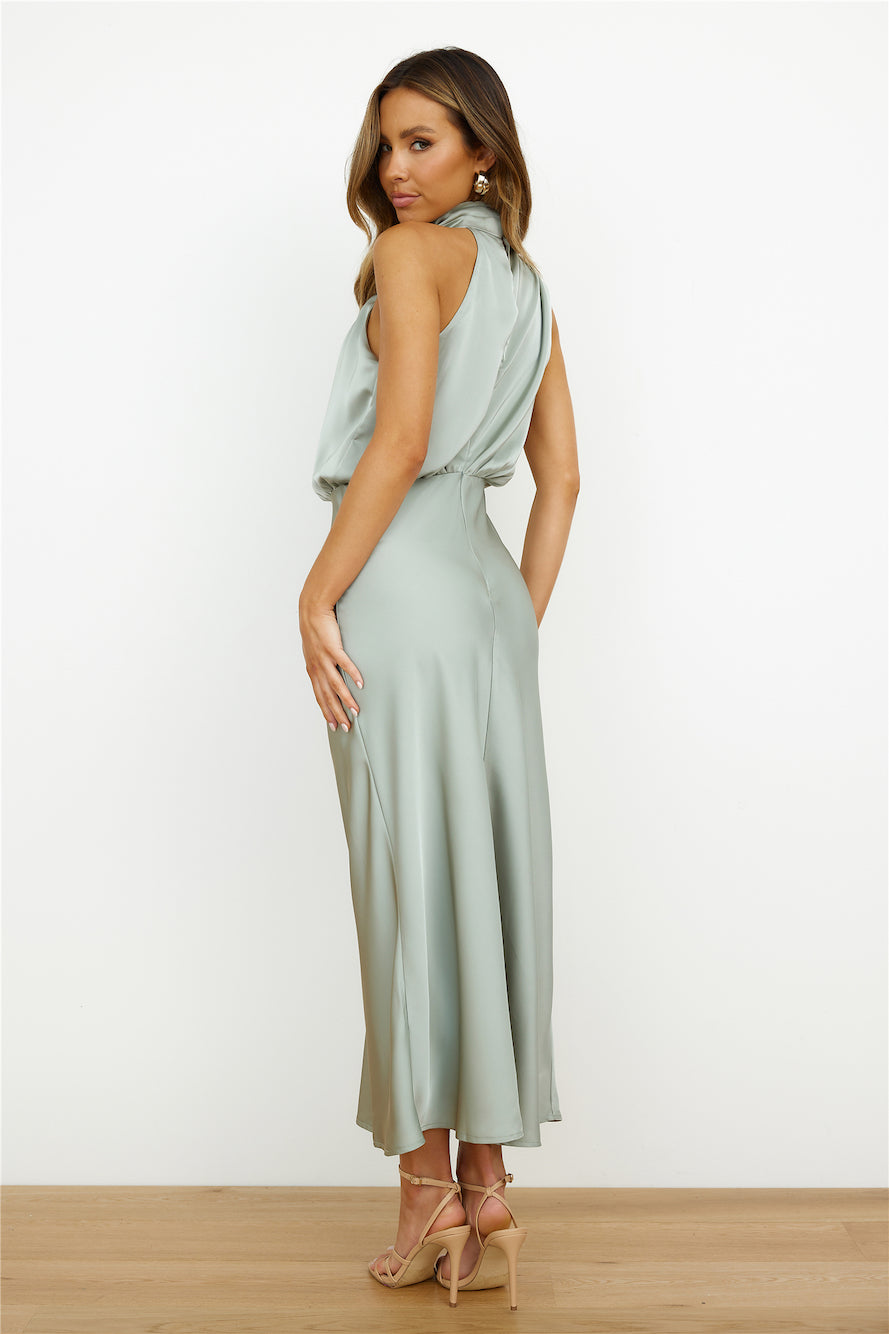 Elianna – Elegant midi dress with asymmetric neckline