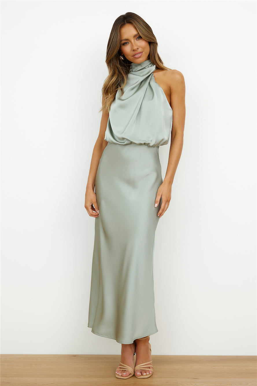 Elianna – Elegant midi dress with asymmetric neckline