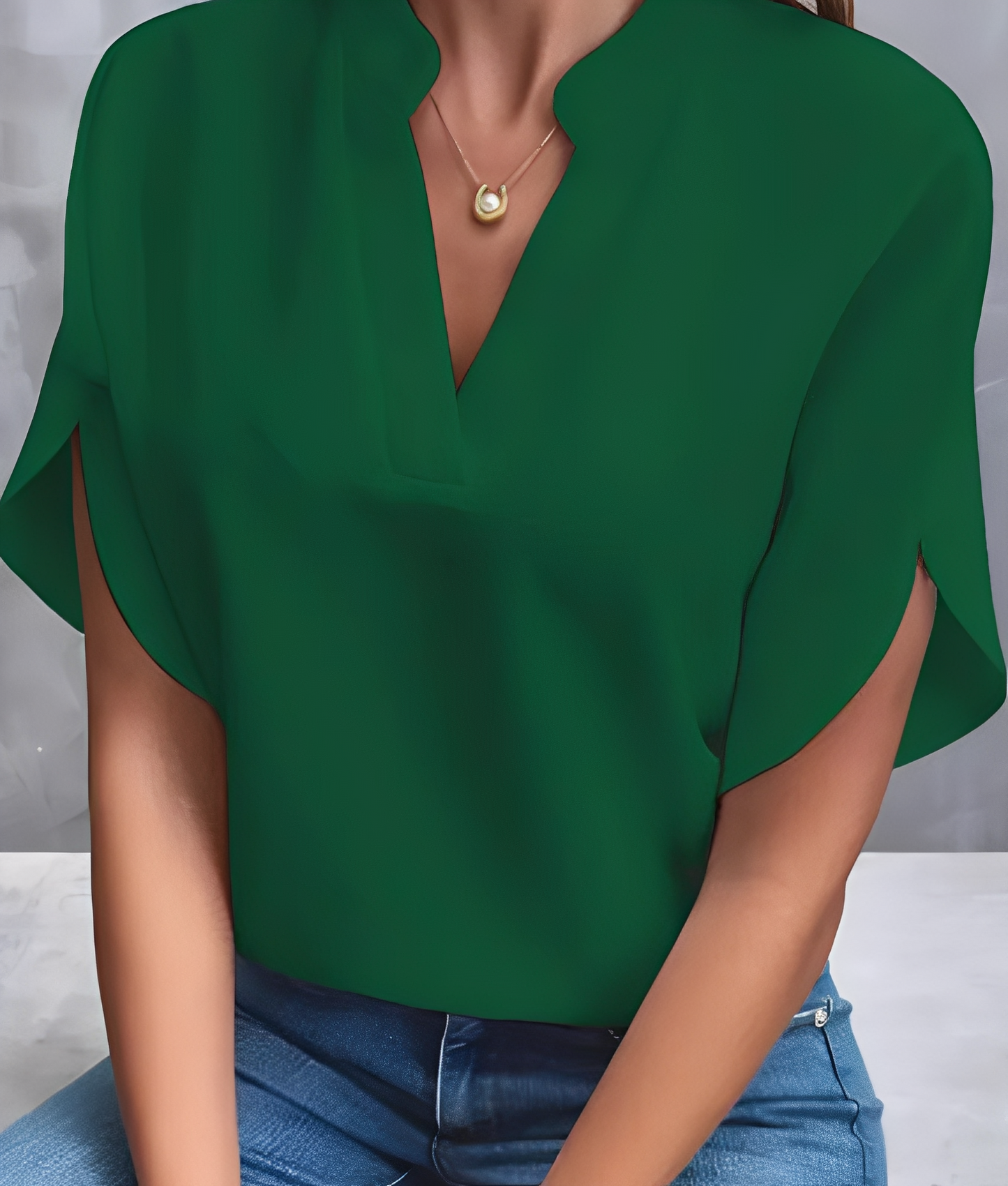 Chantelle - Απλή μπλούζα με V-λαιμόκοψη για γυναίκες