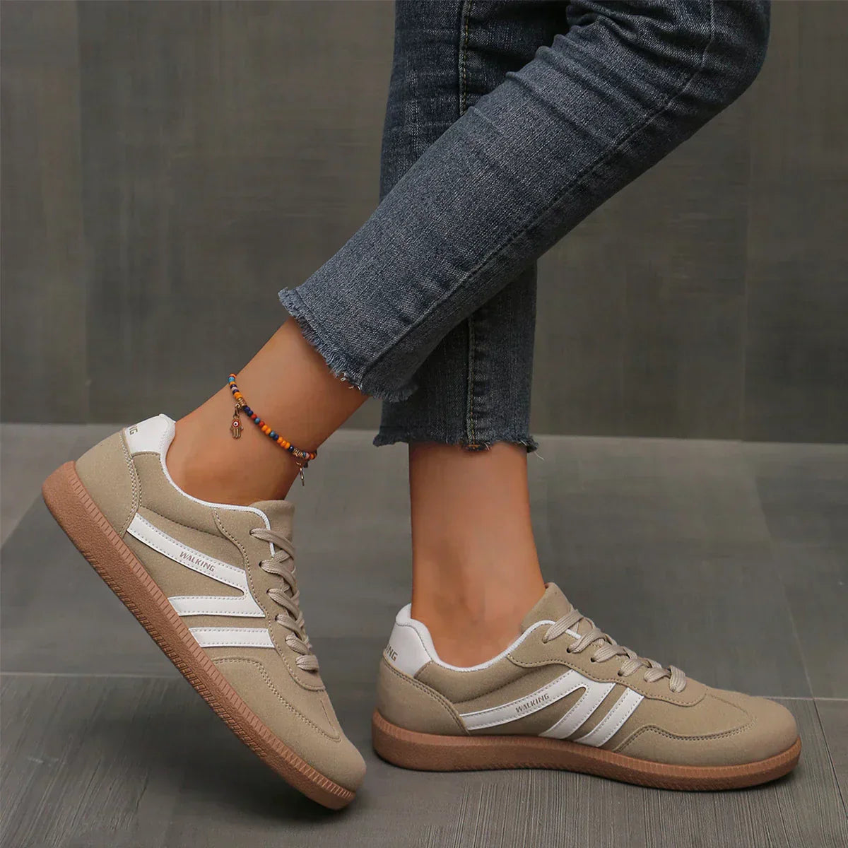 Lia – Elegant Women's Tennis Shoes