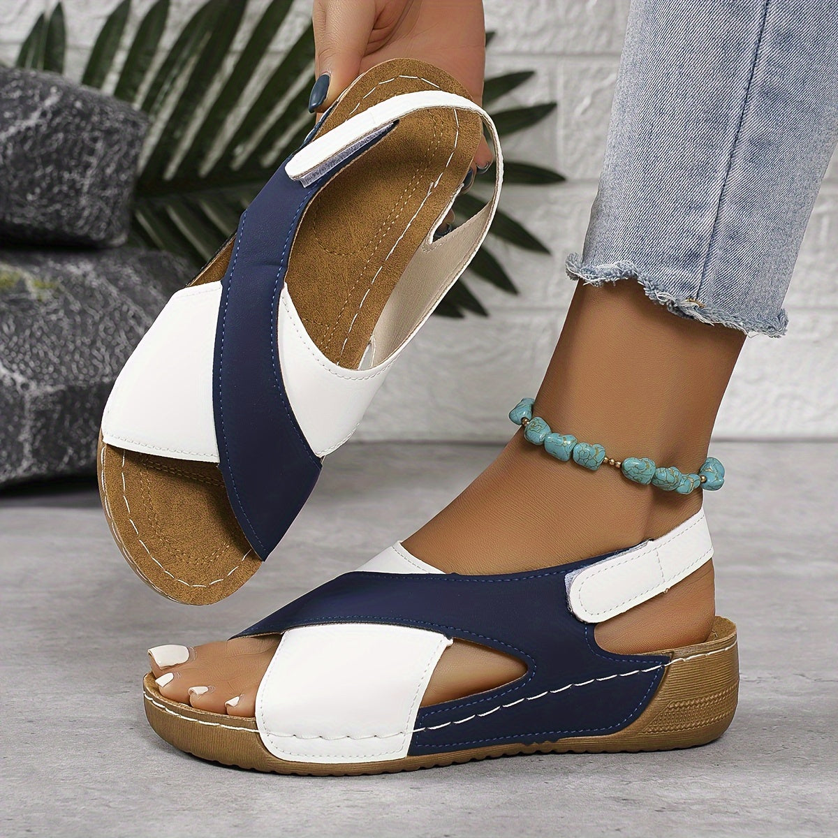 Laura – Comfortable Orthopedic Sandals