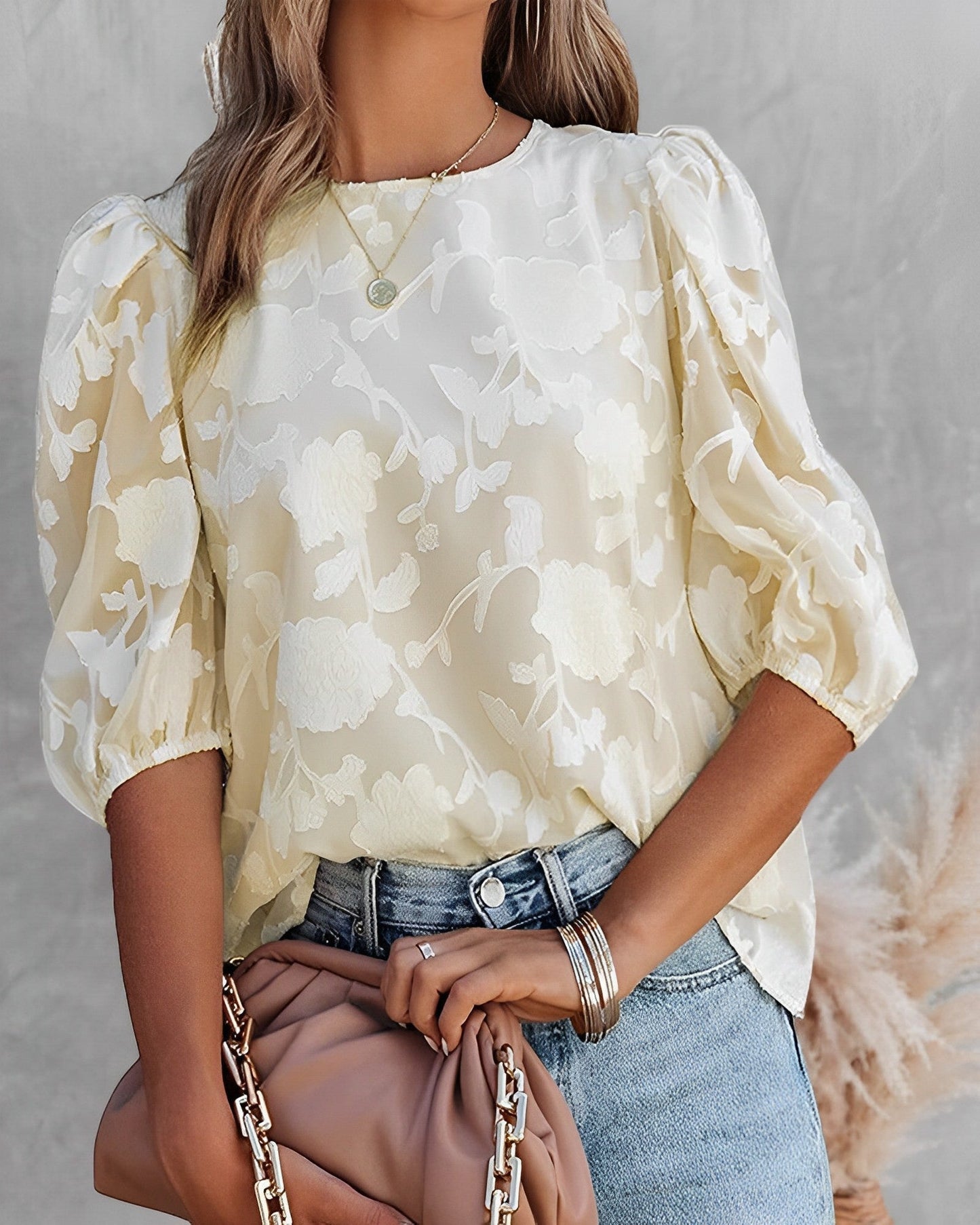 Dorrothea - Blouse in chiffon with puff sleeves