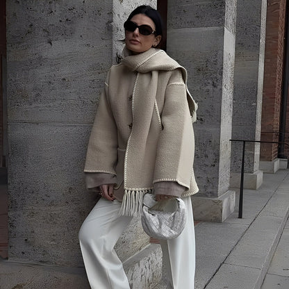 Amilia - stylowa, luźna wełniana bluza z szalikiem dla kobiet