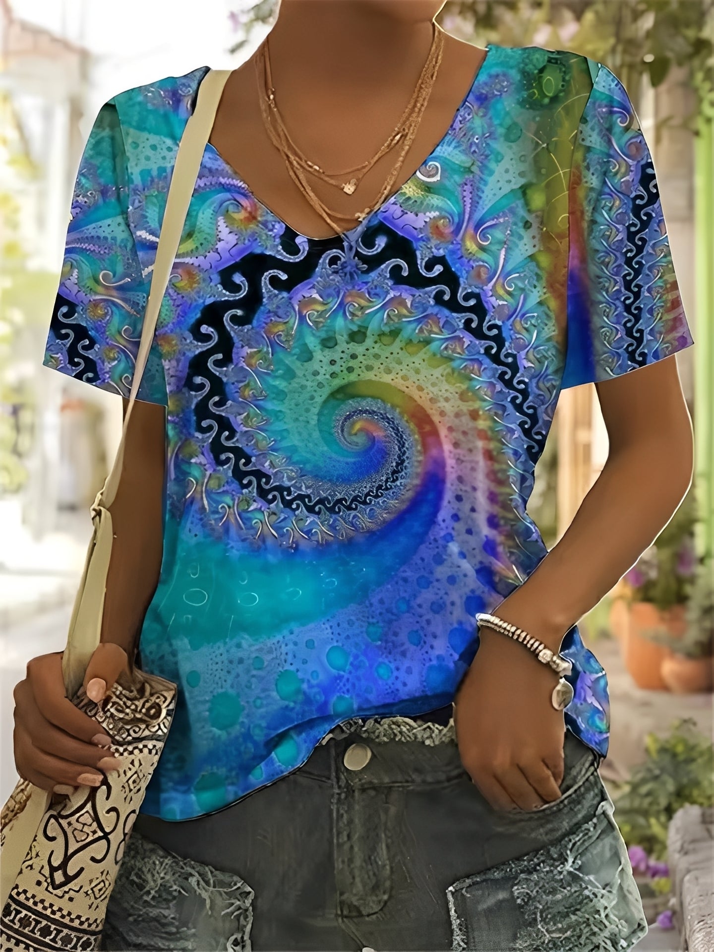 Rachael - Stylish top with V-neck for women