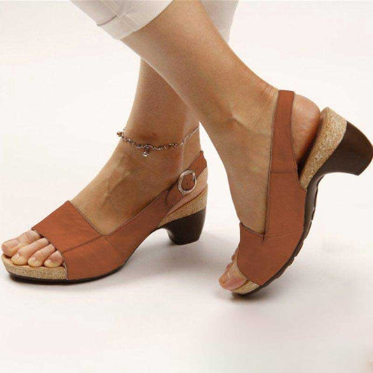 Victoria - Orthopedic sandals with heel