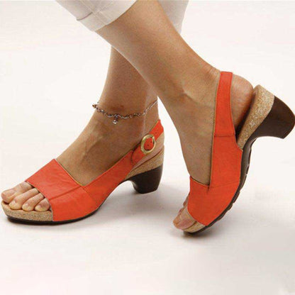 Victoria - Orthopedic sandals with heel