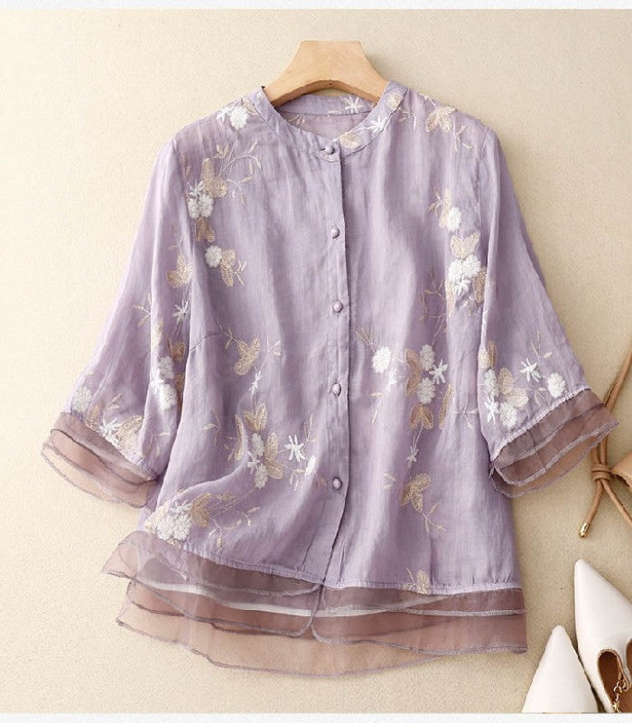 Eloise - Elegant blouse with refined embroidery