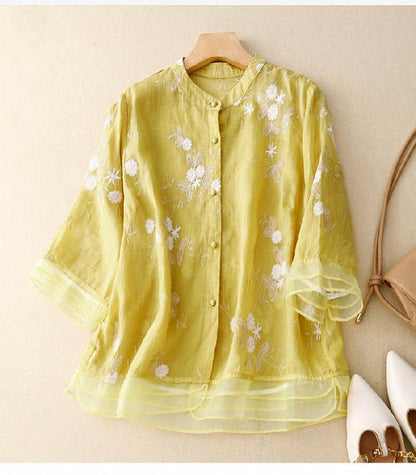 Eloise - Elegant blouse with refined embroidery